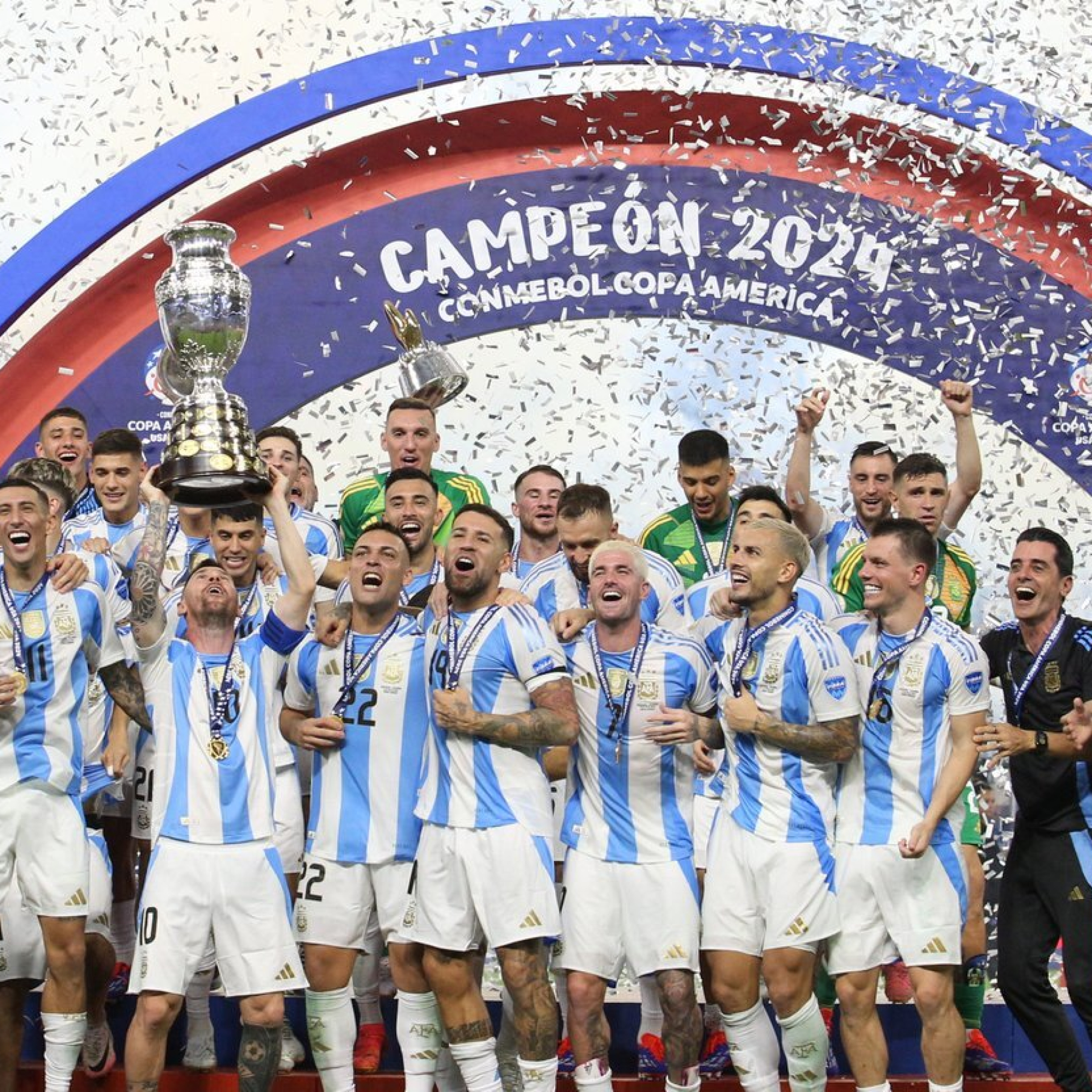 Argentina song stained glory of Copa victory